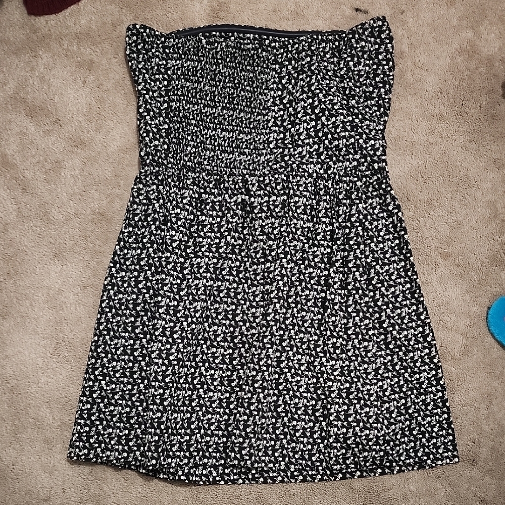 Black and White Strapless Dress